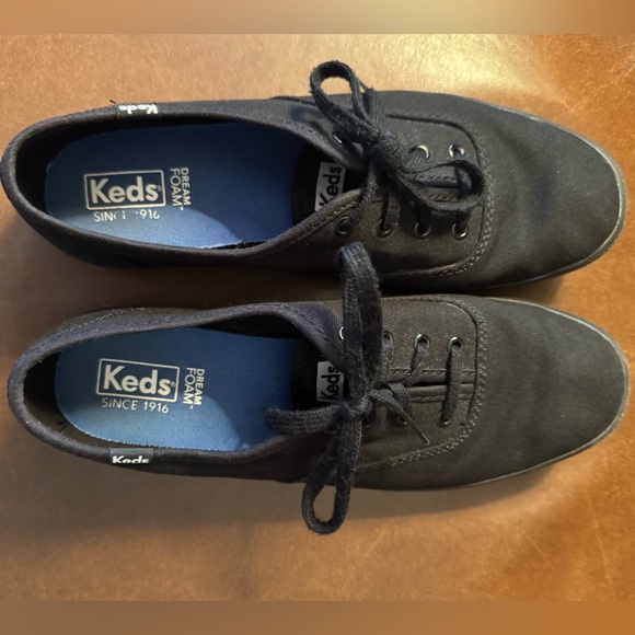 Keds Champion Canvas Lace-Up Size 8 Sneakers - Picture 4 of 5